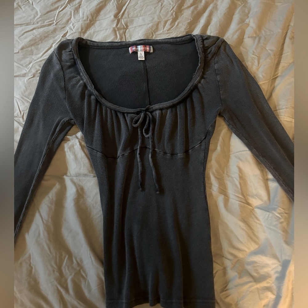 Urban Outfitters Pretty As A Portrait Long Sleeve Top ❤️ (Sold)